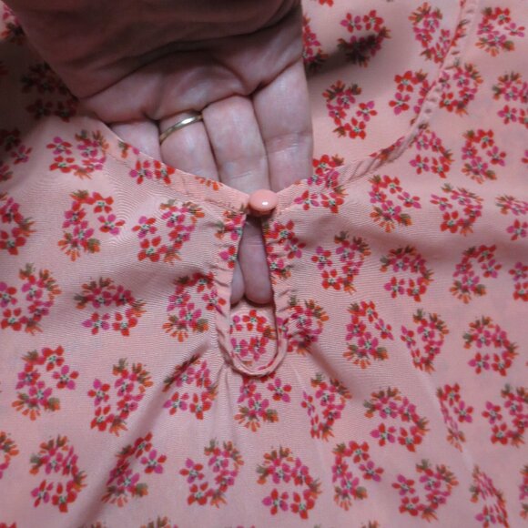 OLD NAVY womens BLOUSE top CORAL floral PINK cap sleeve SOFT polyester SIZE M - Picture 7 of 10
